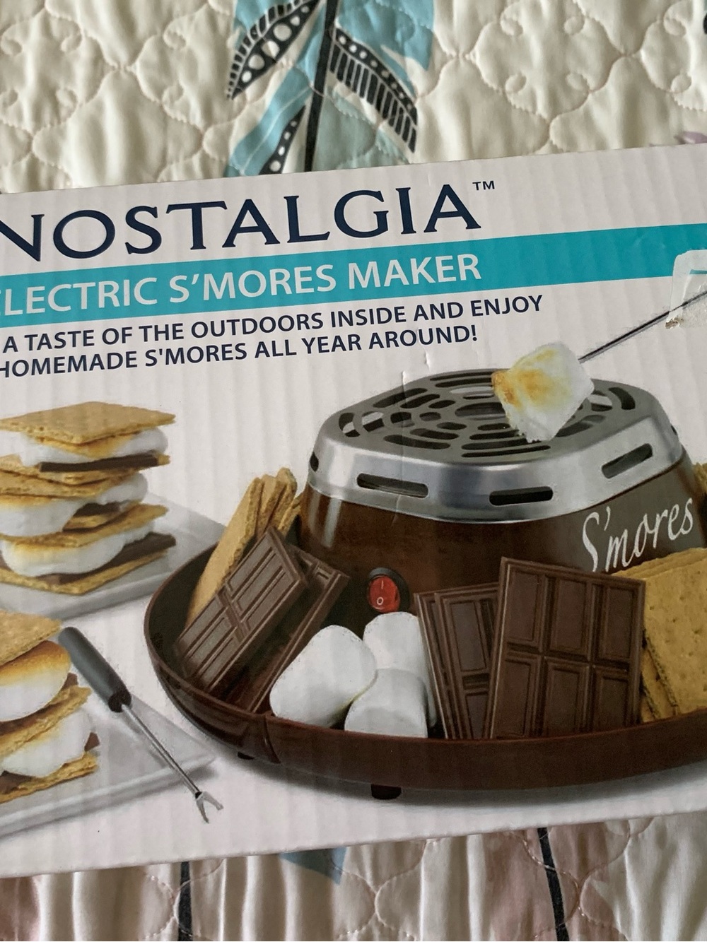 Nostalgia Brown and Silver Electric S'mores Maker